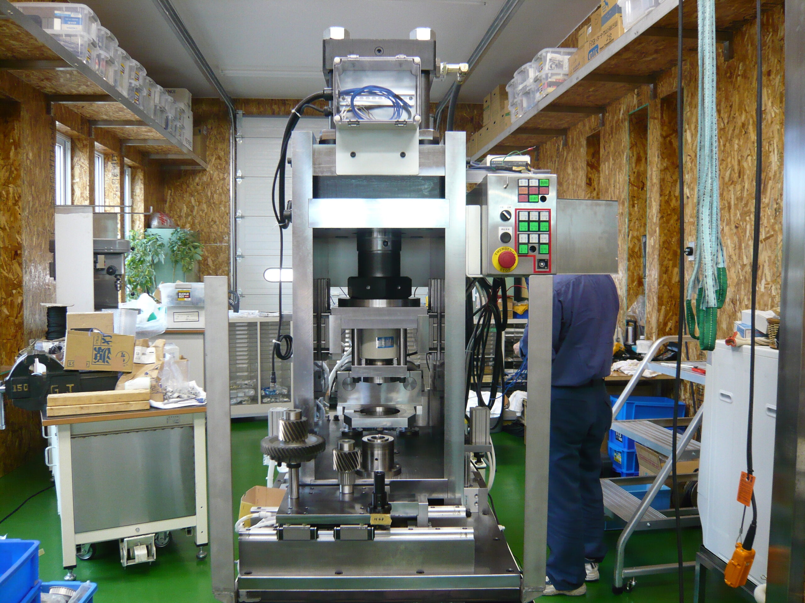 50TON圧入機製作中