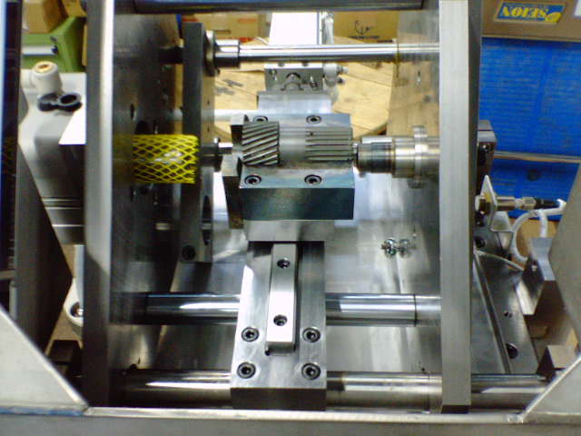 エアー式ブッシュ圧入機